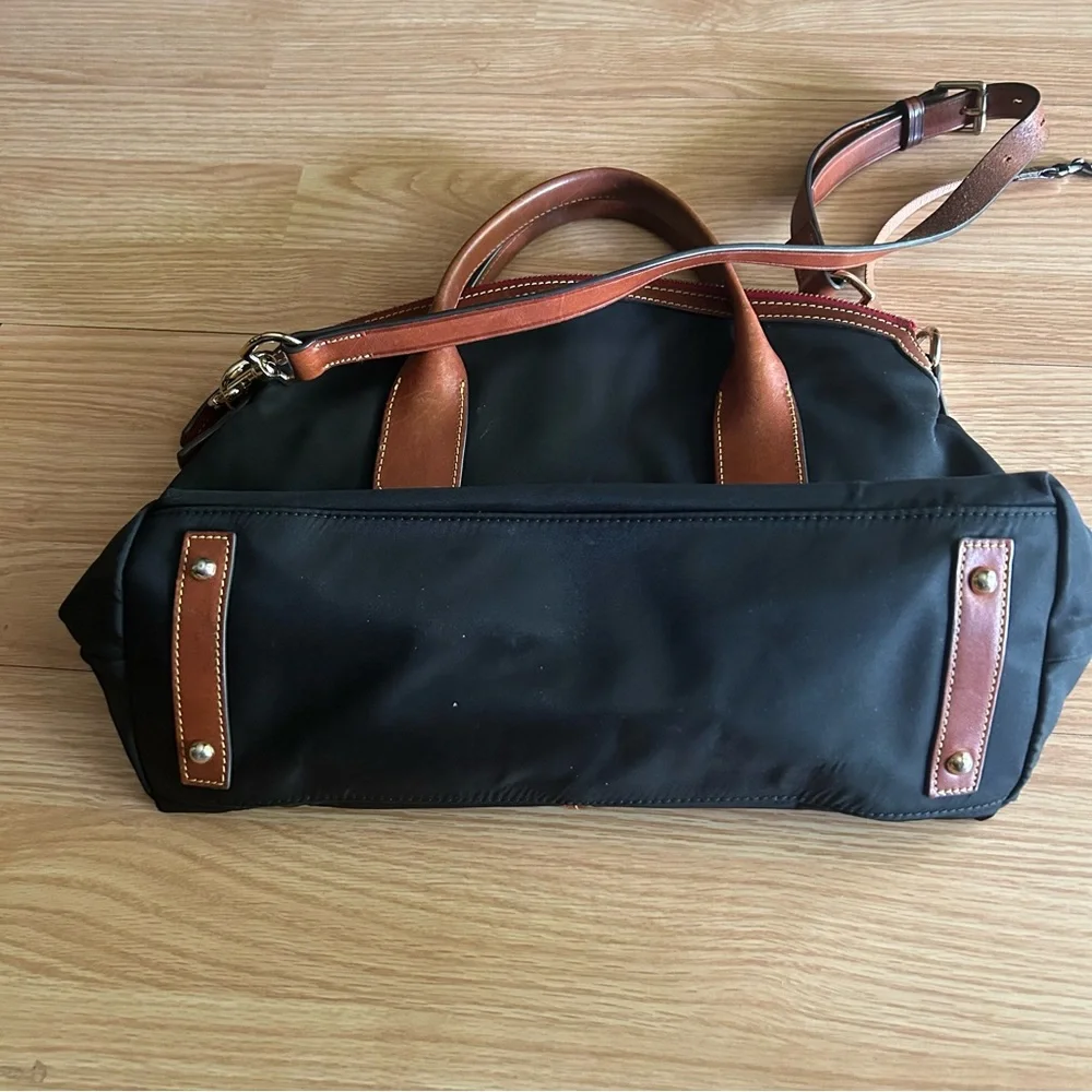 Dooney & Bourke good used